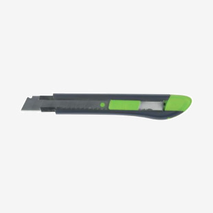 Q-Connect Heavy Duty 18mm Cutting Knife BlackGreen 68BC KF10634